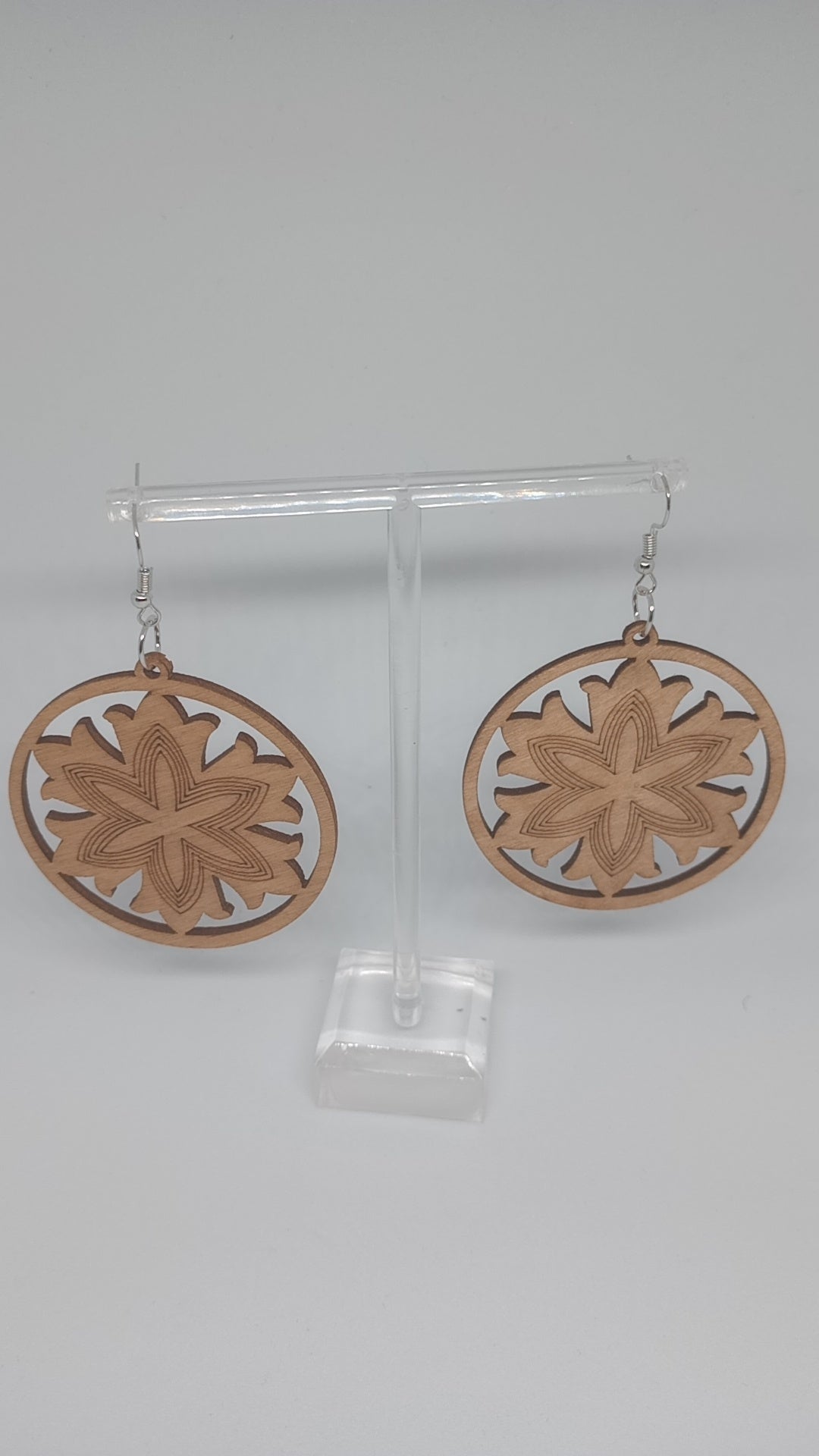 Circle snow flakes